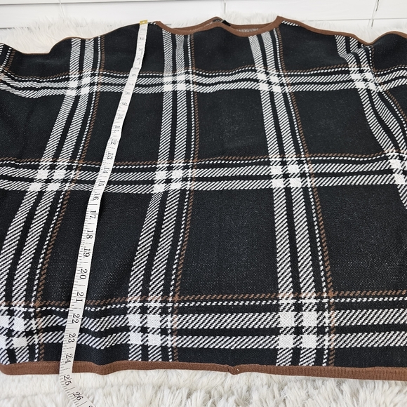 Ann Taylor Poncho Sweater with Plaid Print - Picture 4 of 10